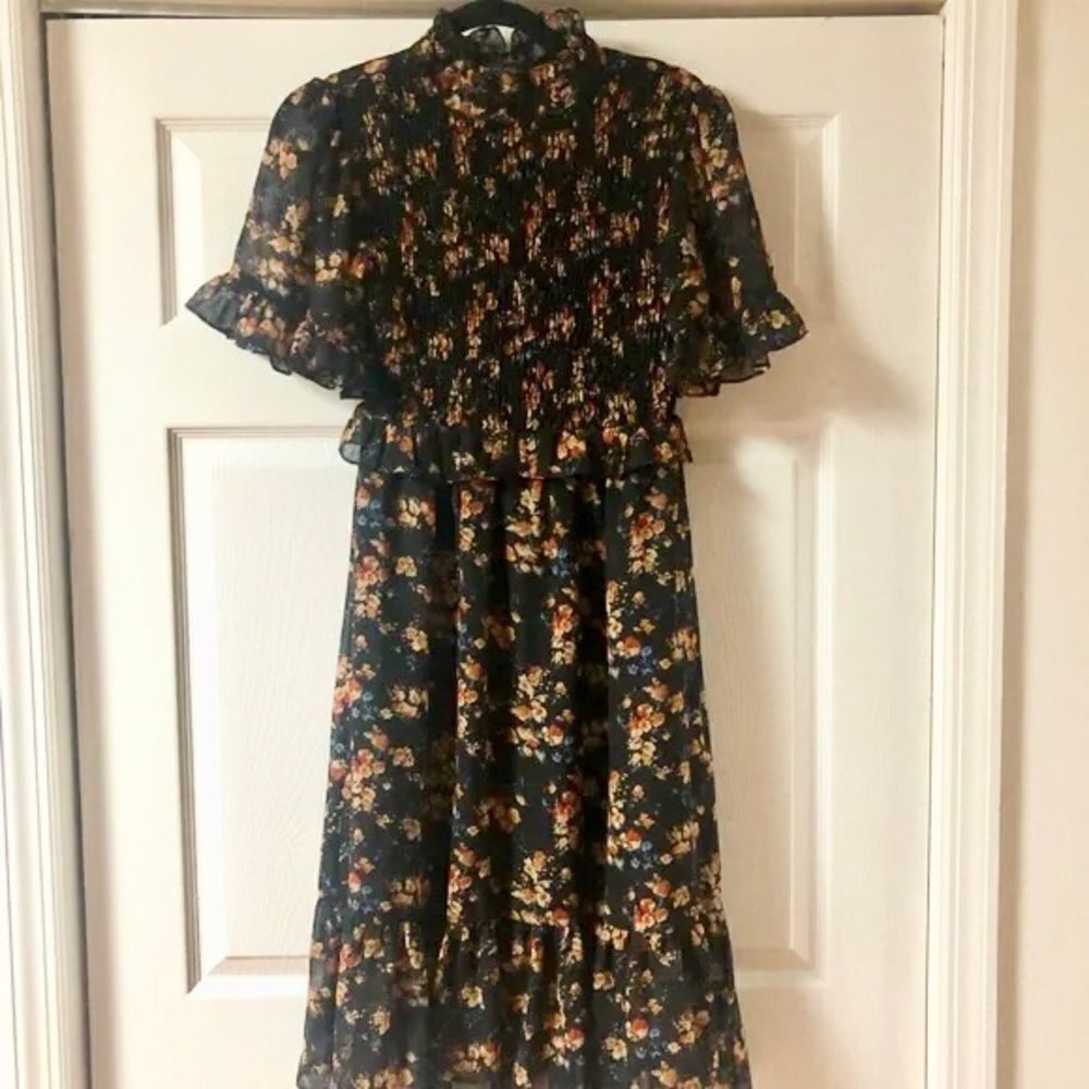 MISSGUIDED Mock neck ruffle midi dress black floral two button + zipper (size 4)